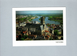Nevers (58) : Vue Générale Sur La Cathédrale Saint Cyr - Sainte Juliette - Nevers