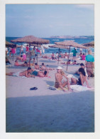 Two Lady And Guys, Summer Beach Scene, Vintage Orig Photo Pin-up 8.9x12.6cm. (19230) - Pin-up