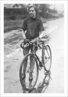 PHOTO CYCLISME REENFORCE GRAND QUALITÉ ( NO CARTE ) SUZANNE HUDRY 1926 - Radsport