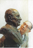 TINTIN  Carte Postale TCHANG Ami De HERGE. Sculpteur.  Sculpture F. Mitterrand.Carte Signée Par TCHANG (vraie Signature) - Stripverhalen
