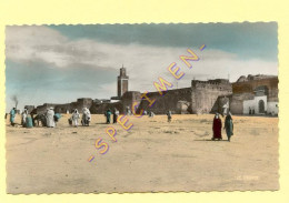 Maroc : MEKNES / PLACE HALA AOUDA (animée) CPSM (voir Scan Recto/verso) - Meknes