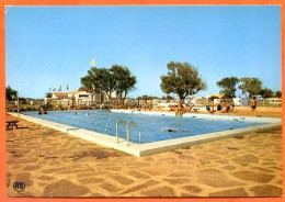 34 VIAS SUR MER Camping La Carabasse , La Piscine , Au Fond L'entrée Carte Vierge - Sonstige & Ohne Zuordnung