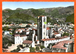 34 LODEVE Vue Aérienne La Cathédrale Et Vue Générale  LAPIE 9 Carte Vierge TBE - Lodeve