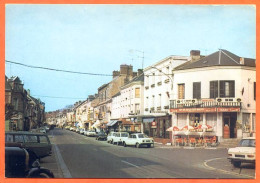 27 PACY SUR EURE Rue Principale  Commerces Café Voitures Lyna Carte Vierge TBE - Pacy-sur-Eure