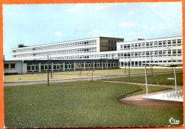 79 THOUARS Le Lycée Mixte CIM - Thouars