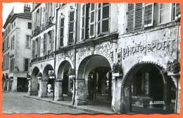 88 EPINAL Arcades De La Place Des Vosges Commerces Carte Vierge TBE - Epinal
