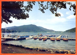 88 GERARDMER Le Lac Vu Des Embarcadères Barques Pedalos Bateau Carte Vierge TBE - Gerardmer