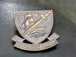 N Pucelle Pin's Insigne Militaire Armée Francaise Commandos Marine Beret Vert Laiton Taille : 5 * 5 Cm - Poids : 43 Gr T - Marinera