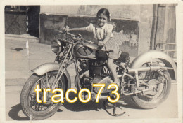 MOTO GILERA _ Mod. 1933  / Bambina In Sella  _  Foto Formato 6 X 9 Cm. - Wielrennen