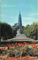 67 - Strasbourg - Le Monument Aux Morts Et La Cathédrale - Fleurs - CPM - Voir Scans Recto-Verso - Straatsburg