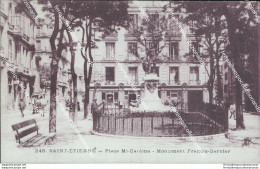 Cf470 Cartolina Saint Etienne Place Mi Careme Monument Francis Garnier Francia - Sonstige & Ohne Zuordnung