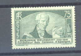 France  :  Yv  307  ** - Unused Stamps