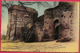 C.P. Dinan = Château  De La Duchesse Anne Et Porte  Du Guichet - Dinan