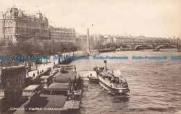 R673302 London. Thames Embankment. The London Stereoscopic Company Series - Monde