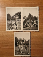19596.  Tre Fotografie D'epoca Uomini Costume Mare Acrobazie In Piscina Giochi Muscoli 1954 Italia - 9x6 - Personnes Anonymes