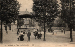 Reims - Place Amélie Doublié - Reims