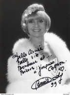 N°  82  AUTOGRAPHE    DEDICACEE DE ANNIE CORDY 18 X 23 Cm TRES BON ETAT - Andere & Zonder Classificatie