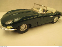 Voiture 1/18 Em  - NON CLASSE ??? -??? - - Other & Unclassified
