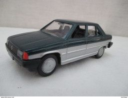 1/43 Em - RENAULT  9 -  NOREV - Norev