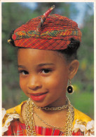 971-GUADELOUPE FOLKLORE PETITE FILLE EN COSTUME TRADITIONNEL-N°T2774-A/0101 - Andere & Zonder Classificatie