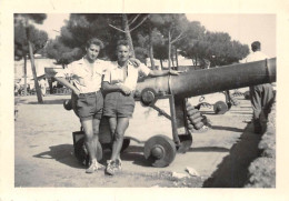 P-24-Bi.-3142 : PHOTO D'AMATEUR. FORMAT ENVIRON 9 CM X 6 CM. MONTE-CARLO EN 1949 - Monte-Carlo