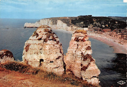 76-ETRETAT-N°2784-A/0145 - Etretat