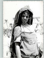 10571241 - Type De Femme Arabe AK - Tunesië
