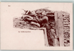 39803241 - Deutscher Soldat Feuert Mit Karabiner Ueber Die Brustwehr S.V.D. Nr. 5274 - War 1914-18