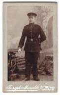 Photo Joseph Maroldt, Bitsch I. Lothr., La Garetr. 99, Portrait De Soldat In Unniform Avec Bajonett  - Anonymous Persons