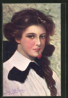 Künstler-AK Clarence F. Underwood: Dame Mit Reifen Kirschen Im Mund  - Underwood, Clarence F.