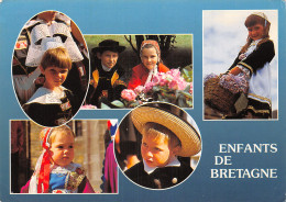 29-BRETAGNE FOLKLORE JEUNES ENFANTS EN COSTUME -N°2802-A/0315 - Other & Unclassified