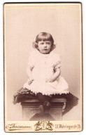 Fotografie E. Thurmann, Wien, Währingerstr. 26, Portrait Blondes Schönes Mädchen Im Weissen Kleidchen  - Anonymous Persons