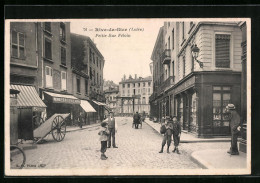 CPA Rive-de-Gier, Petite Rue Féloin, Vue De La Rue  - Rive De Gier