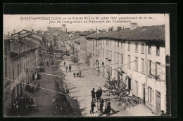 CPA St-Just-la-Pendue, La Grande Rue 1922 Pavoisement De La Rue Jour De L`inauguration Du Monument Des Combattants  - Autres & Non Classés