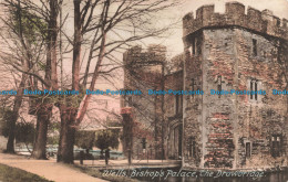 R674845 Wells. Bishop Palace. The Drawbridge. F. Frith. No. 23898 - Monde