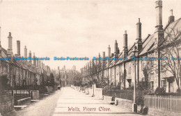 R674846 Wells. Vicars Close. F. Frith. No. 23901. A - Monde