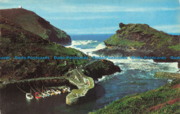 R675337 Boscastle. Willapark Point. 1972 - Monde