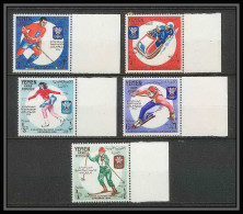142 - YAR (nord Yemen) MNH ** Mi N° 619 / 623 A Jeux Olympiques (olympic Games) Grenoble 1968 Hockey Skating Bob Ski - Yémen