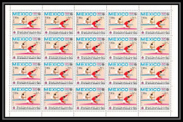 132c - Yemen Royaume MNH ** Mi N° 498 A Jeux Olympiques (olympic Games) Canoé Feuilles (sheets) - Kanu