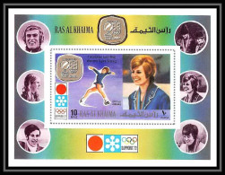 116 - Ras Al Khaima MNH ** Mi Bloc N° 130 A Skating Schuba Austria Jeux Olympiques (olympic Games) Sapporo 72 - Winter 1972: Sapporo