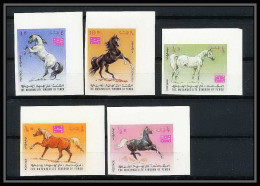 329a - Yemen Kingdom MNH ** Mi N° 429 / 433 B Cheval (chevaux Arabes Horse Arab Horses) Non Dentelé (Imperf)  - Yémen