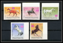 329 - Yemen Kingdom MNH ** Mi N° 429 / 433 B Cheval (chevaux Arabes Horse Arab Horses) Non Dentelé (Imperf) - Yemen