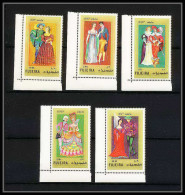 415c - Fujeira MNH ** Mi N° 870 / 874 A European Costumes 15 To 19th Century COIN DE FEUILLE - Costumes