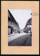 Fotografie Brück & Sohn Meissen, Ansicht Bischofswerda, Albertstrasse Mit Bäckerei Zubrichs & Schuhwarenhaus Paul Kl  - Lieux