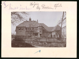 Fotografie Brück & Sohn Meissen, Ansicht Krögis, Schule, Schulhaus Mit Hof  - Lieux