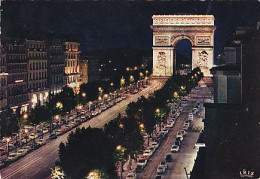AK 215200 FRANCE - Paris - Avenue Des Champs Elysées Et L'Arc De Triomphe - Champs-Elysées