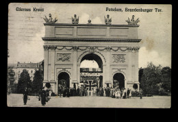 Potsdam, Brandenburgertor, Eisernes Kreuz - Autres & Non Classés