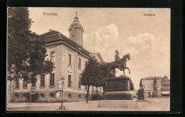 AK Prenzlau, Rathaus Mit Denkmälern  - Prenzlau
