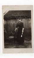Femme Debout, Prénommée Louise : A Identifier - 1919 (M60) - Photographie