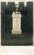 CARTE PHOTO ALLEMANDE - MONUMENT DU 4e REGIMENT DE GRENADIER A ROYE PRES DE BEUVRAIGNES SOMME - GUERRE 1914 1918 - Guerre 1914-18